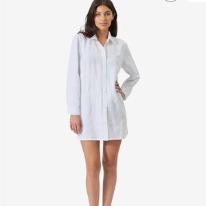 Tommy Bahama Ladies Medium Cotton White Coverup Crinkle Beach Boyfriend Shirt